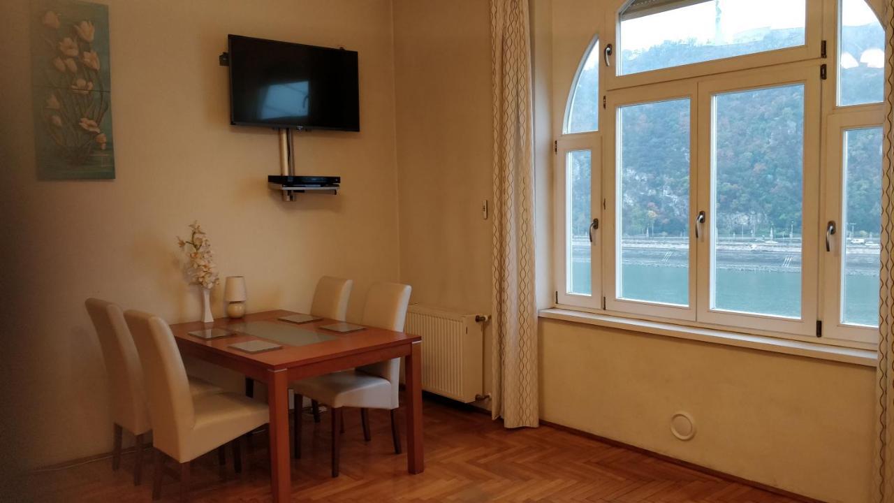 شقة Danube View بودابست المظهر الخارجي الصورة